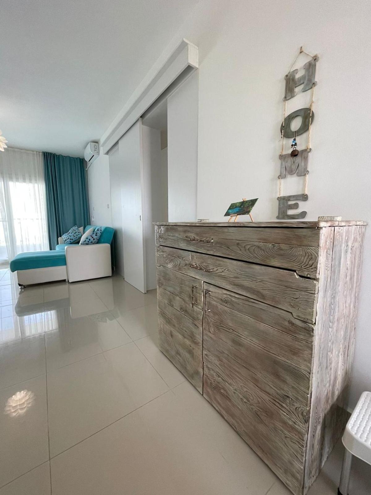 Blue Apartment In 5* Ceasar Resort Trikomo Exterior photo